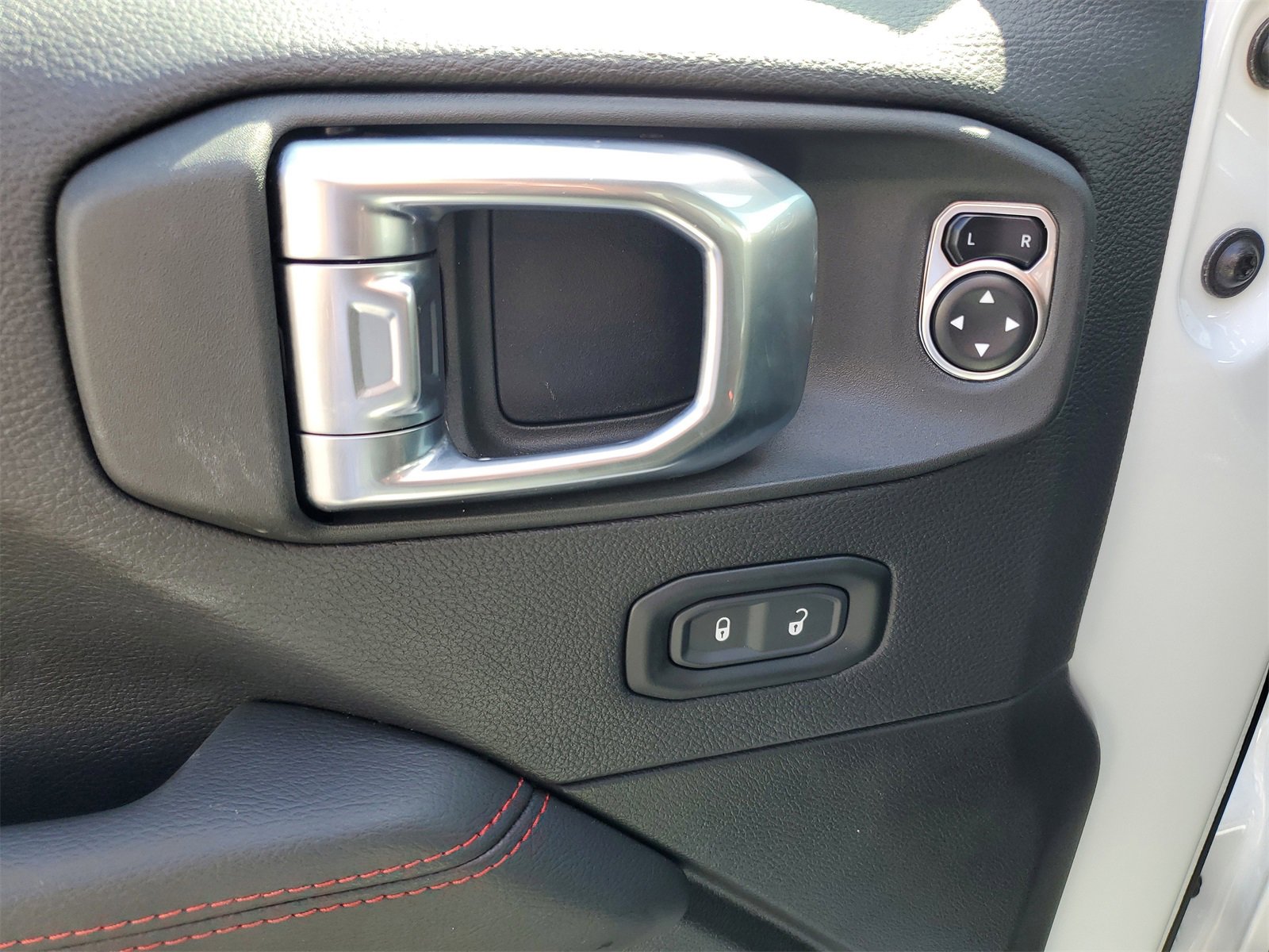 Used 2023 Jeep Gladiator Rubicon w/ LED Lighting Group image 9