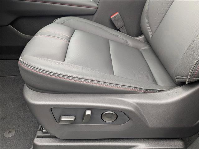 New 2026 Chevrolet Suburban RST image 4