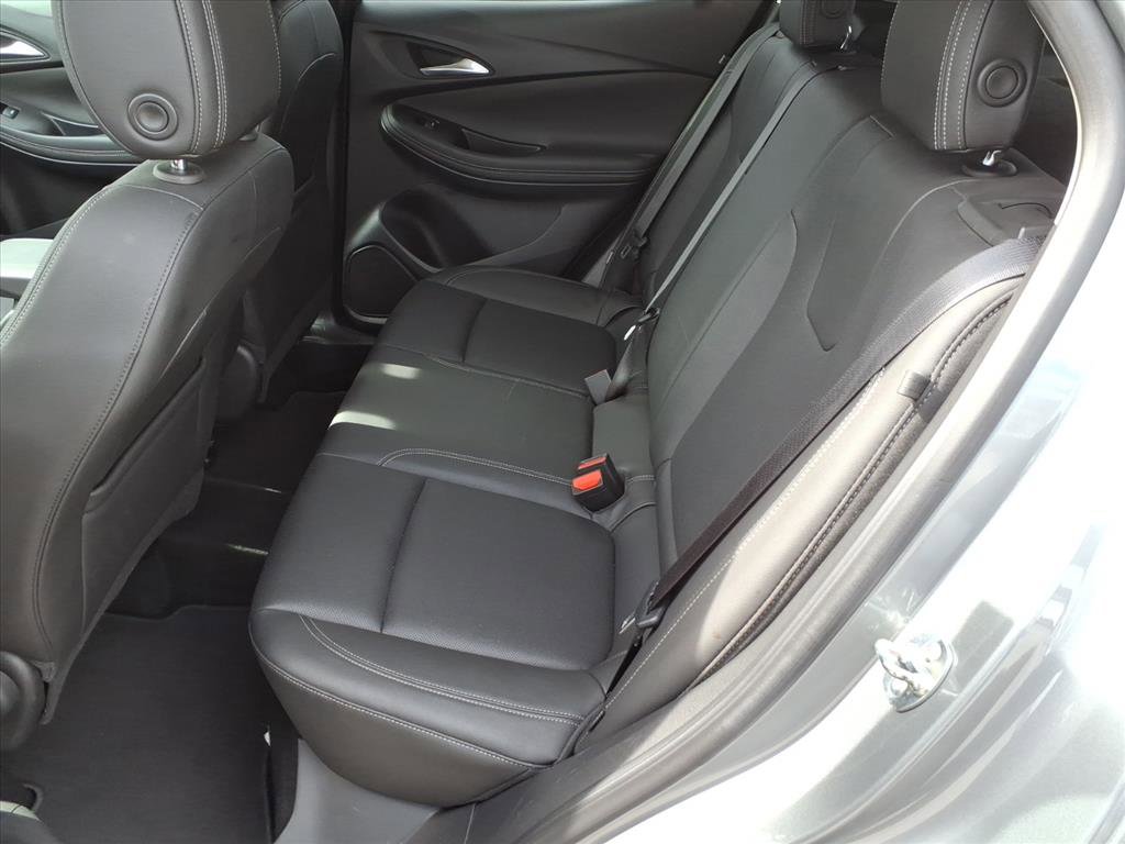 Used 2024 Buick Encore GX Sport Touring image 12