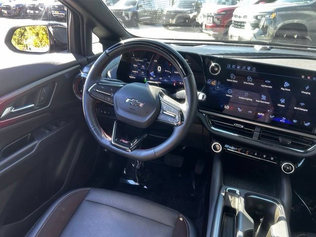 Used 2024 Chevrolet Equinox EV RS FWD image 23