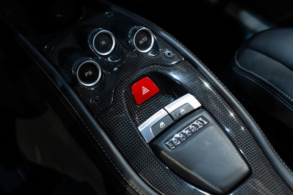 Certified 2014 Ferrari 458 Italia Coupe RWD image 36