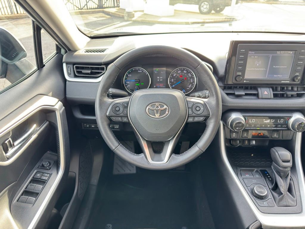 Certified 2022 Toyota RAV4 XLE w/ Convenience Package image 32
