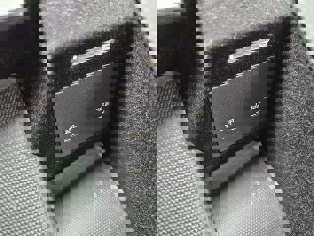 Used 2023 Porsche Cayenne S Platinum w/ Premium Package Plus image 31