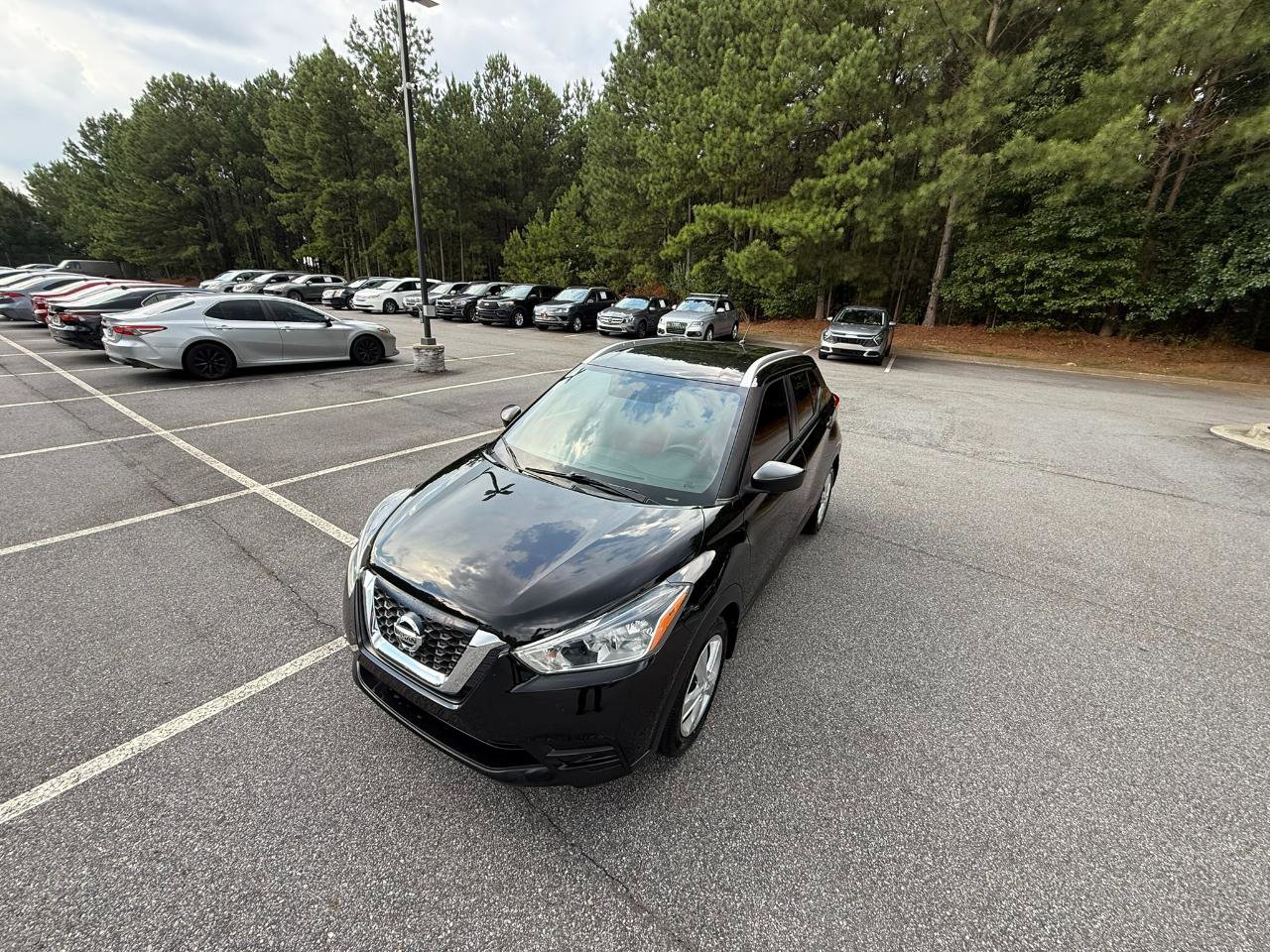 Used 2018 Nissan Kicks S image 29
