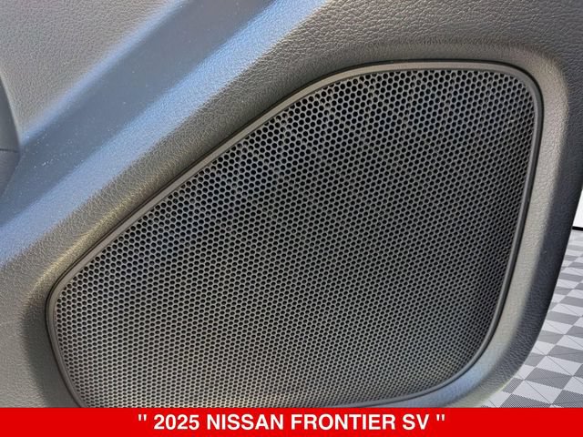Certified 2025 Nissan Frontier SV AWD/4WD image 15