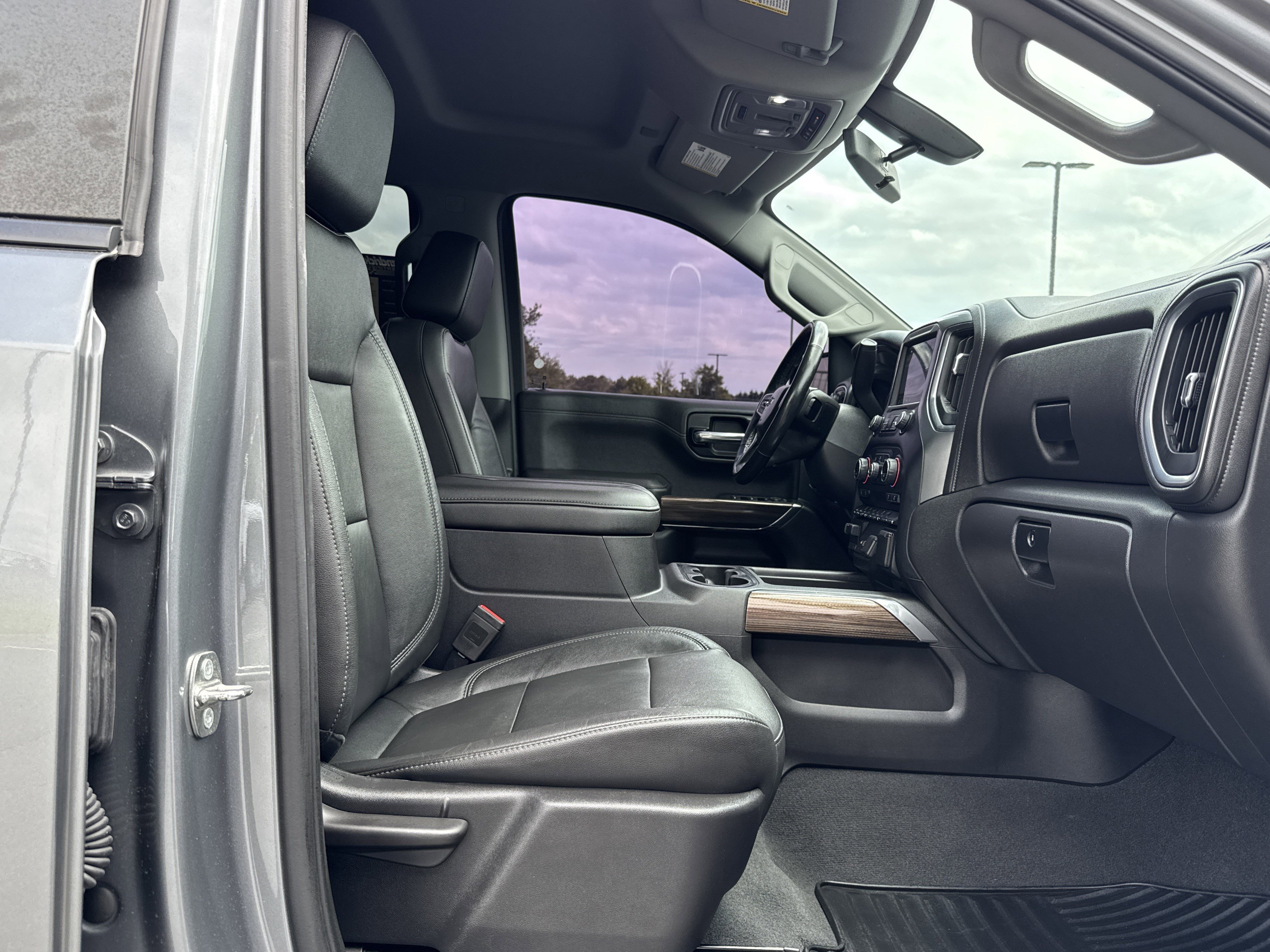 Used 2019 Chevrolet Silverado 1500 RST w/ All-Star Edition AWD/4WD image 30