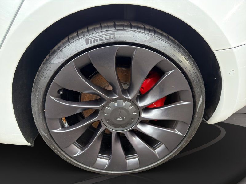 Used 2021 Tesla Model 3 Performance image 23