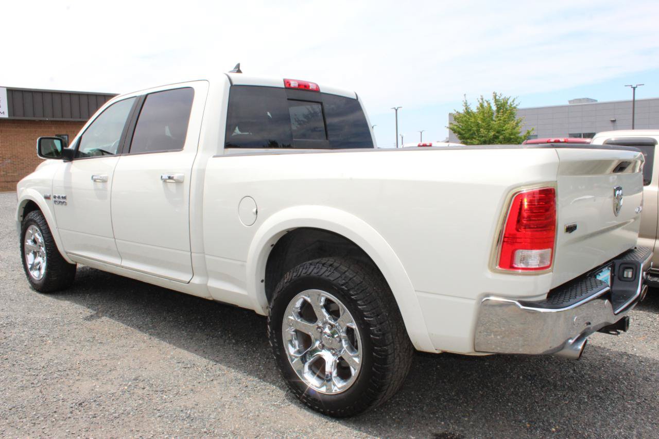 Used 2016 RAM 1500 Laramie w/ Convenience Group AWD/4WD image 5