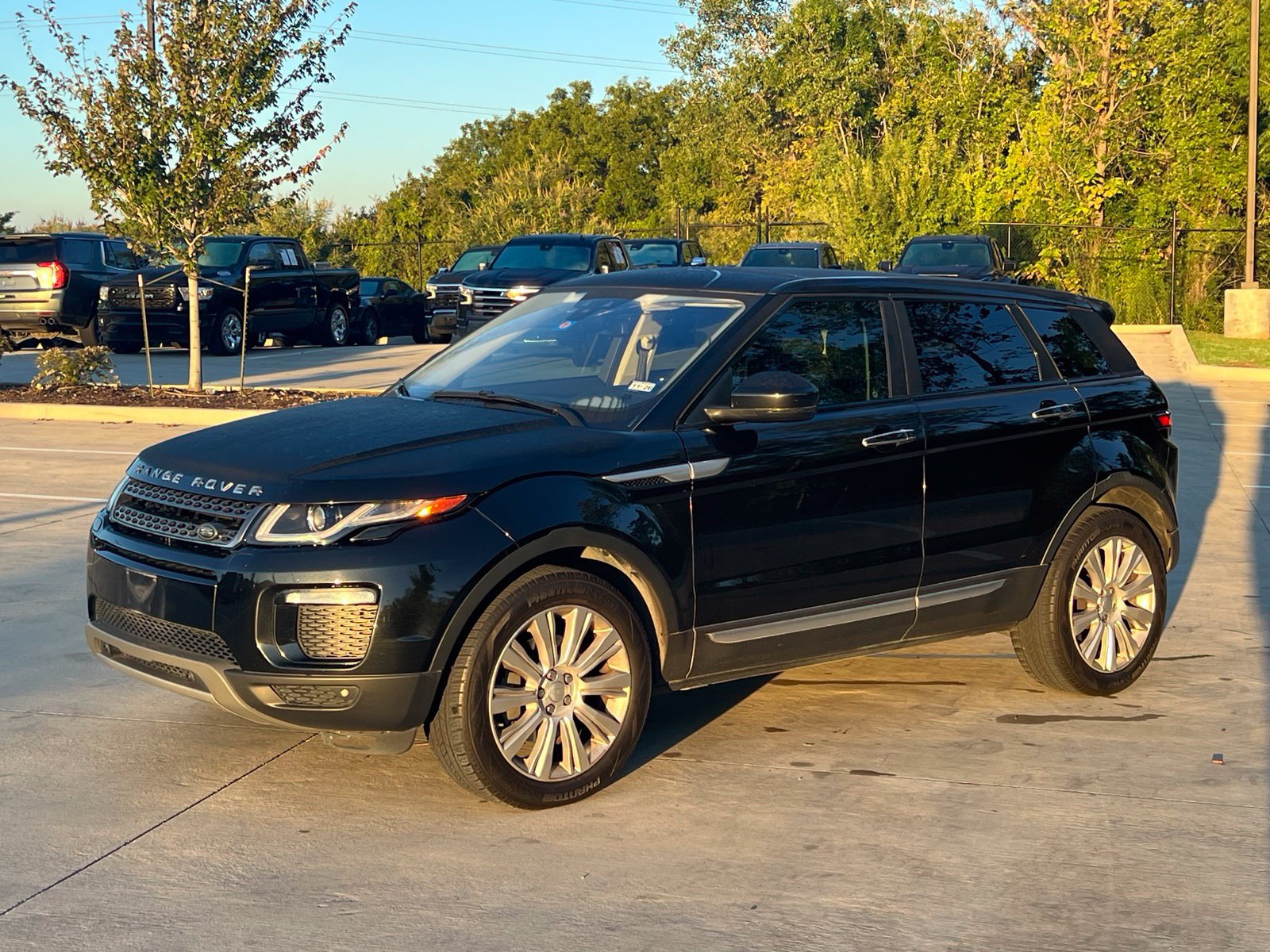 Used 2018 Land Rover Range Rover Evoque HSE AWD/4WD image 5