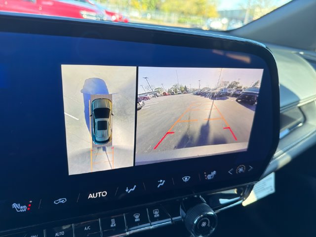 Certified 2025 Chevrolet Blazer EV LT AWD/4WD image 19