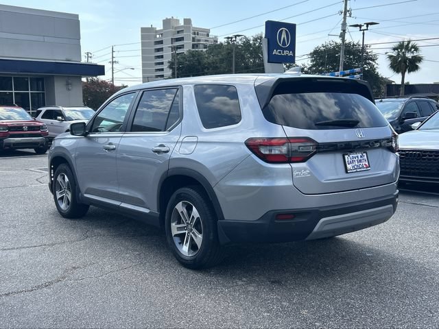 Used 2023 Honda Pilot EX-L image 6