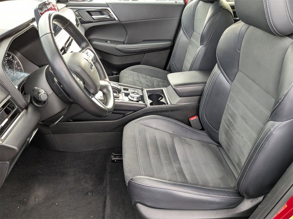 Used 2024 Mitsubishi Outlander SE image 21