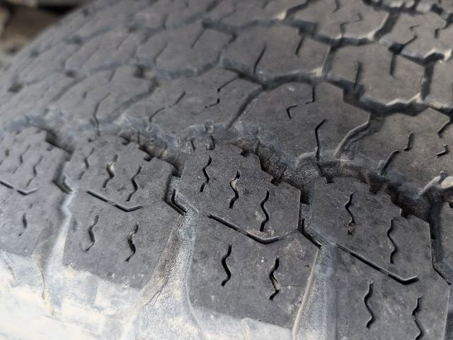 Used 2016 Ford F150 Lariat w/ Equipment Group 502A Luxury image 8