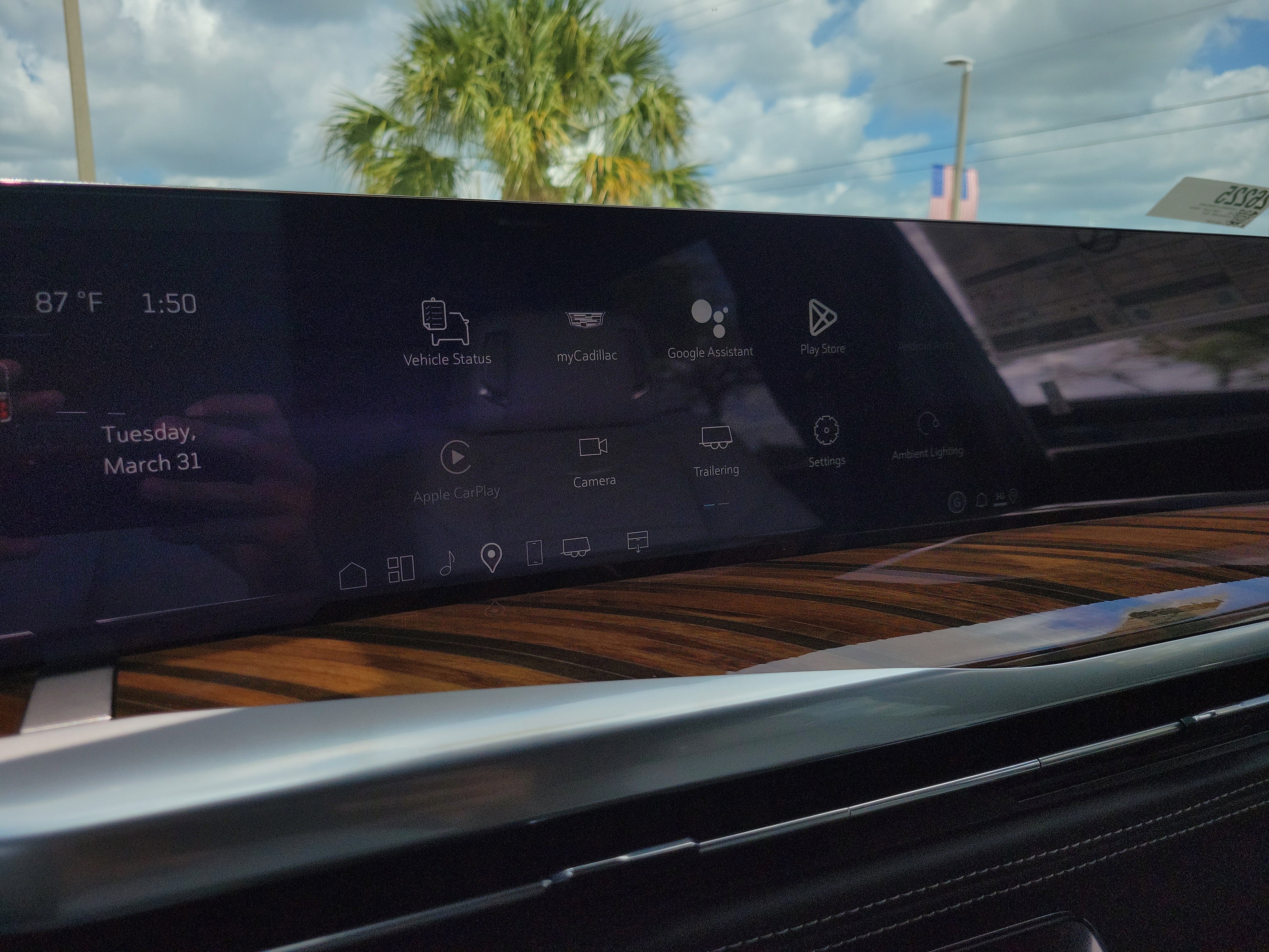 New 2026 Cadillac Escalade ESV Platinum Sport w/ LPO, ONYX Package image 20