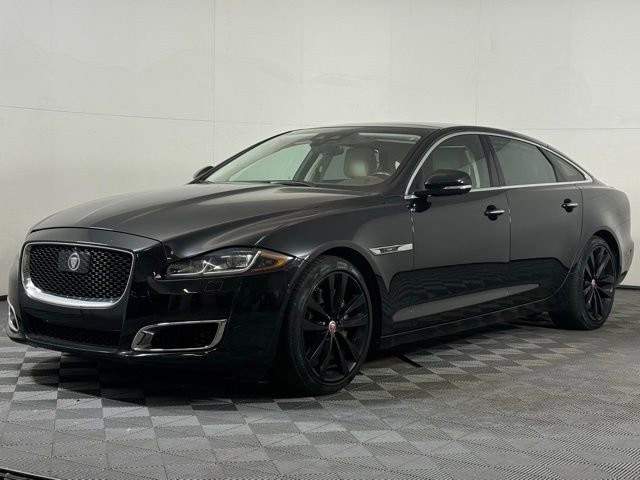 Used 2019 Jaguar XJ L Portfolio image 2