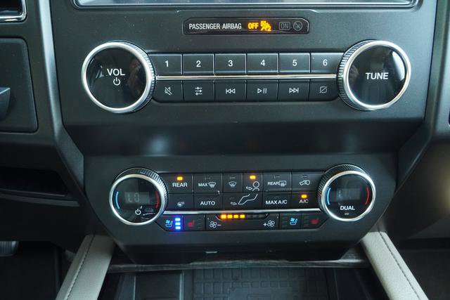 Used 2020 Ford Expedition Limited w/ Equipment Group 302A AWD/4WD image 15