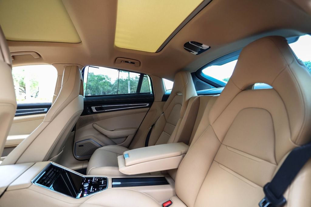 Used 2023 Porsche Panamera Platinum Edition image 42