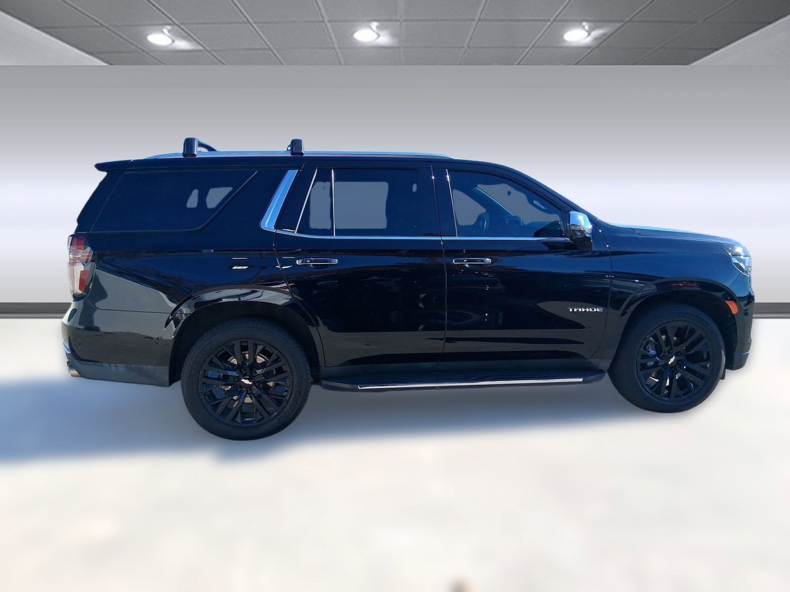Used 2021 Chevrolet Tahoe Premier w/ Premium Package image 7