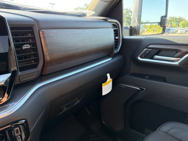 New 2026 Chevrolet Silverado 3500 High Country w/ High Country Premium Package AWD/4WD image 38