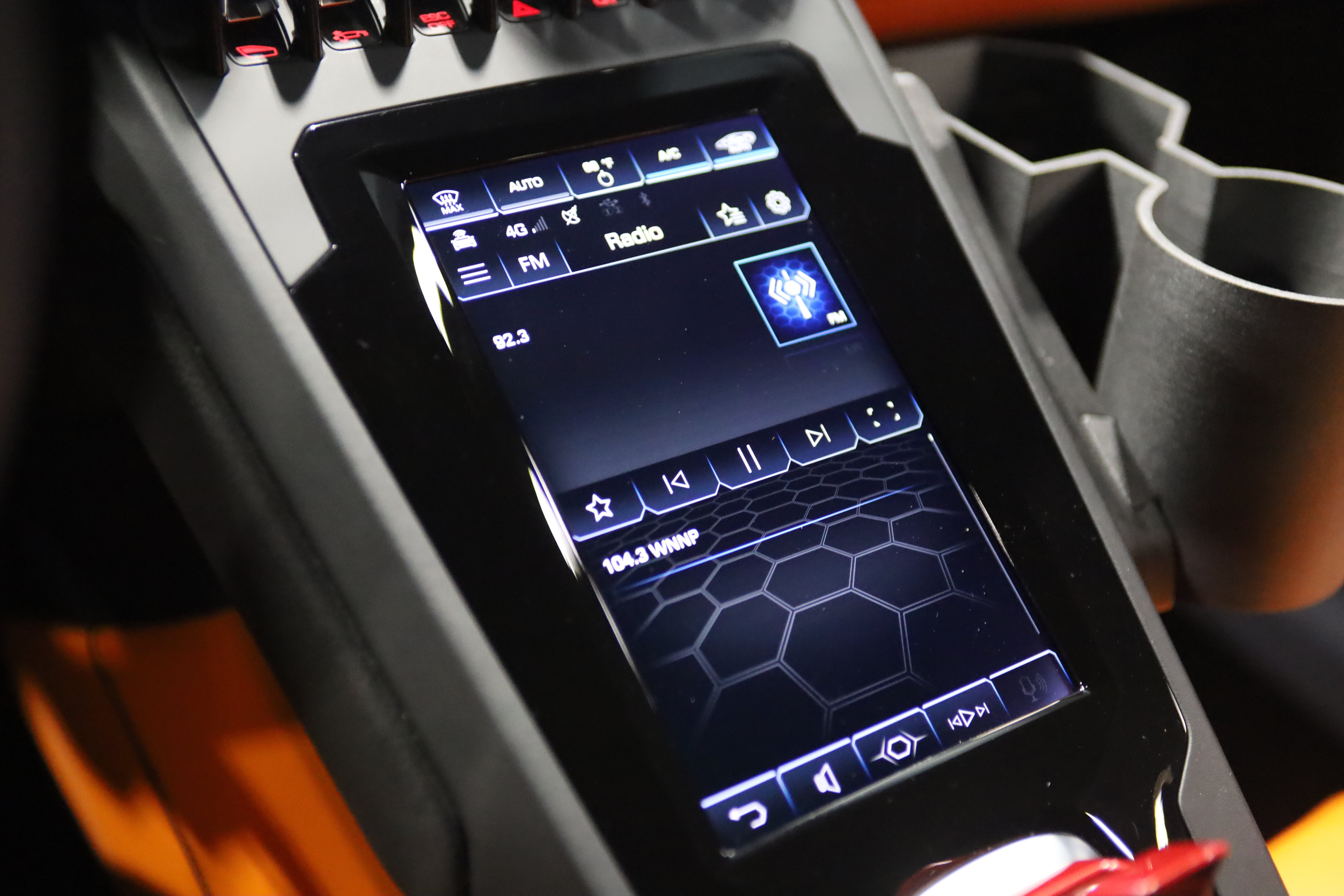 Used 2020 Lamborghini Huracan EVO RWD image 29