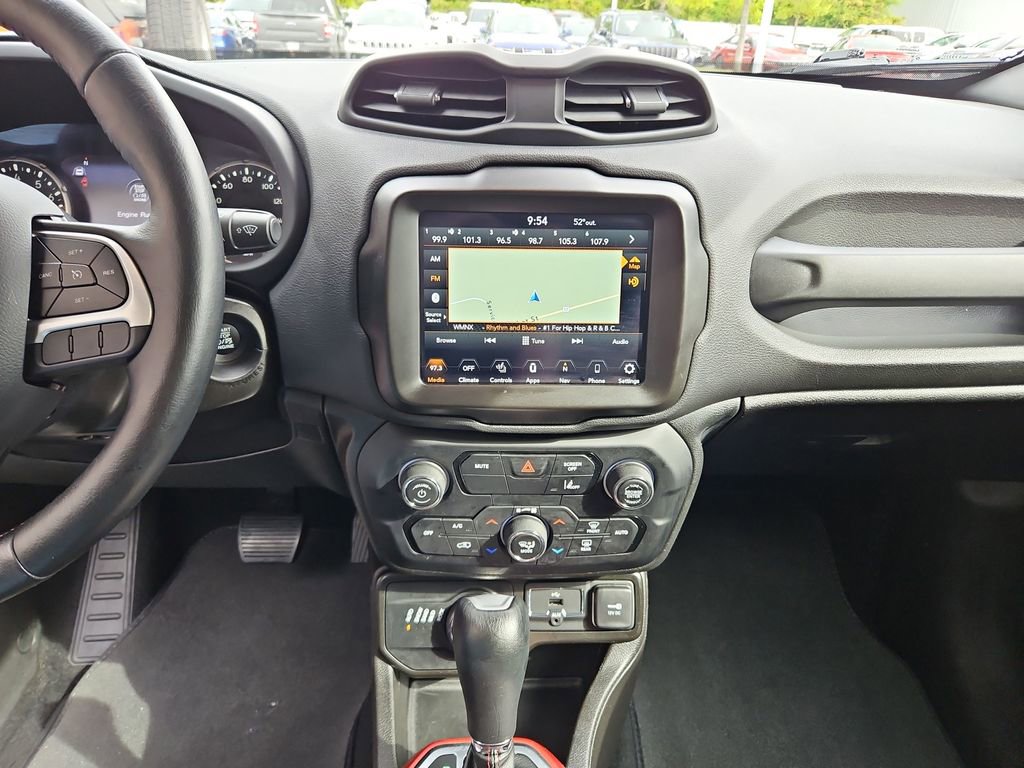 Used 2021 Jeep Renegade Trailhawk image 15