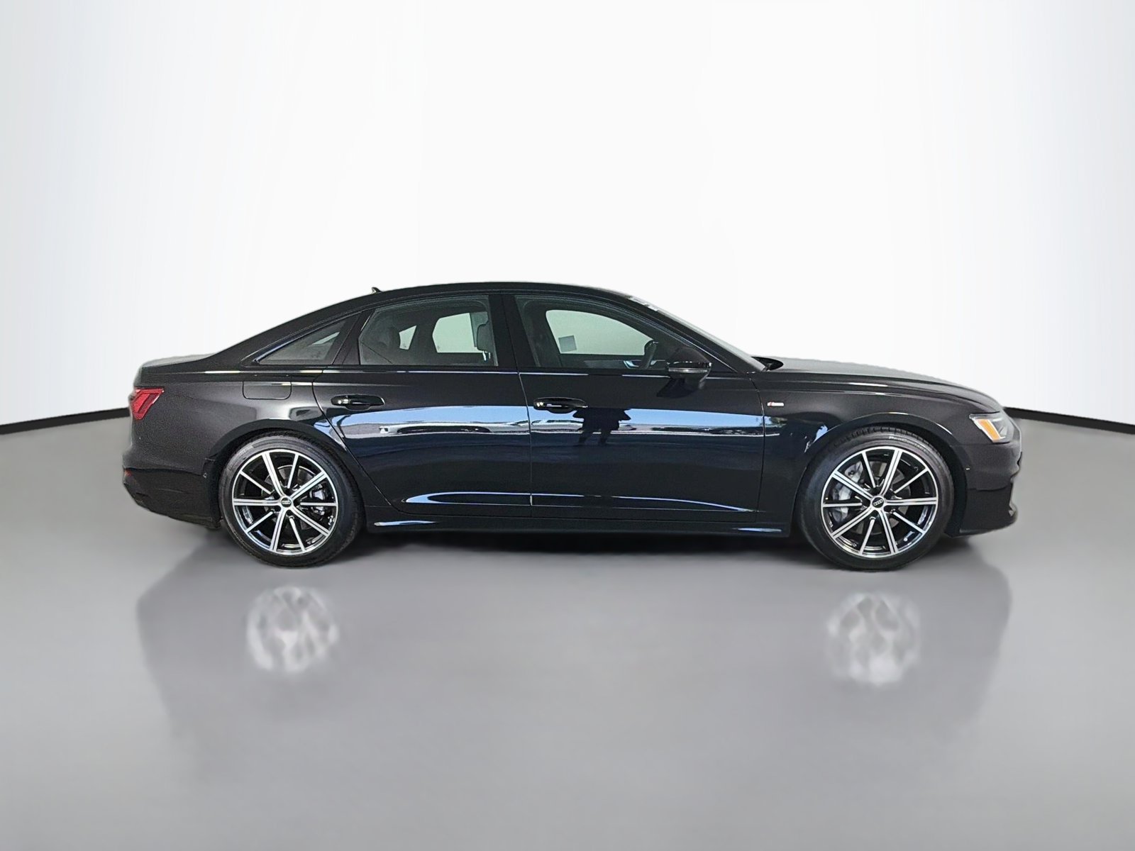 Certified 2025 Audi A6 Premium Plus w/ Premium Plus Package AWD/4WD image 8