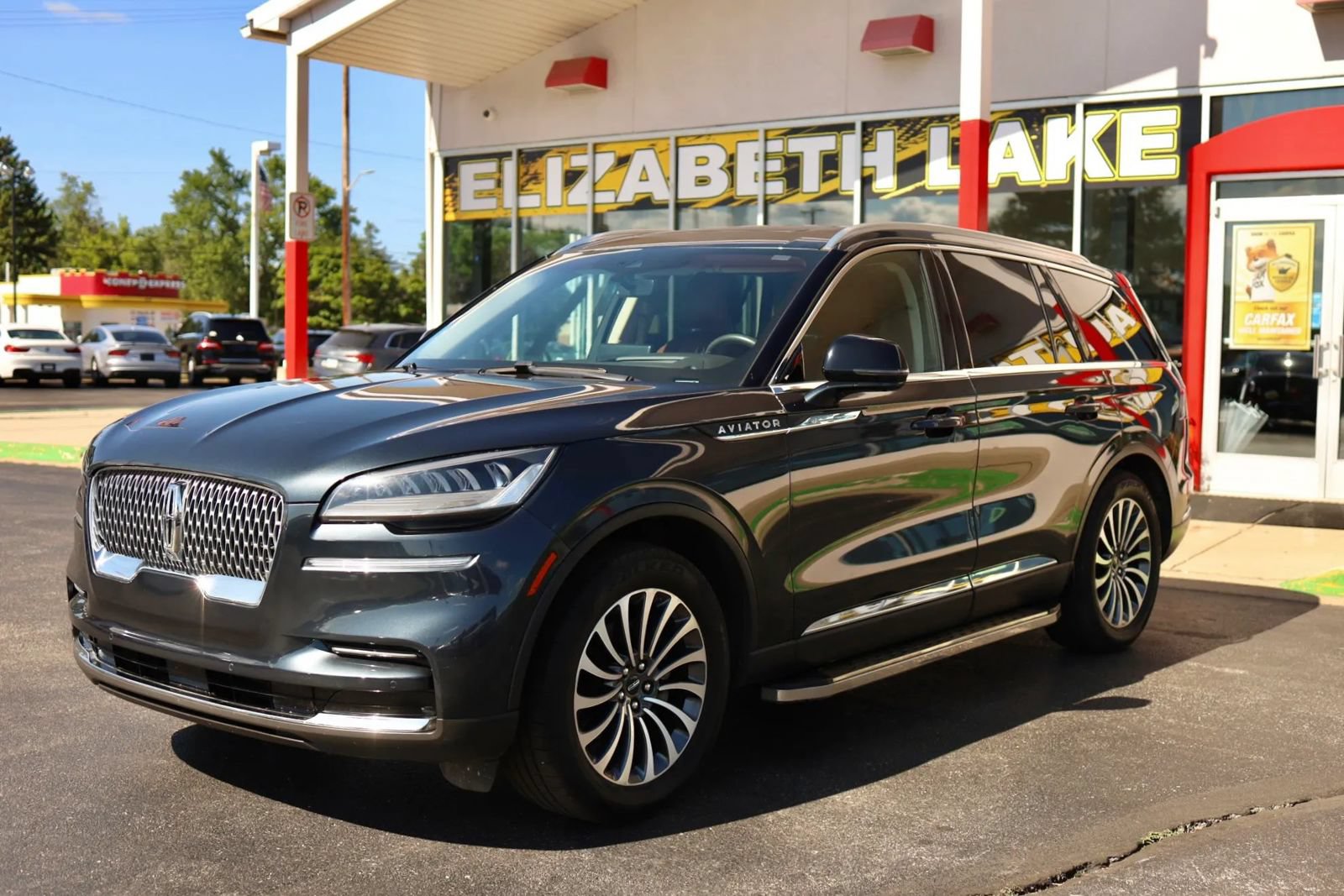 Used 2023 Lincoln Aviator Reserve w/ Equipment Group 201A AWD/4WD image 1
