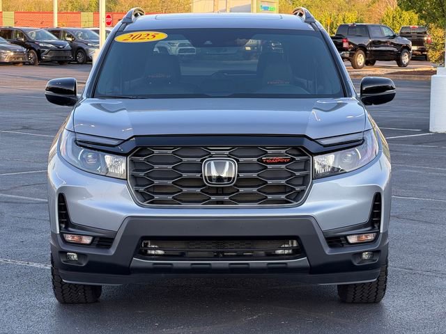 Used 2025 Honda Passport TrailSport image 9