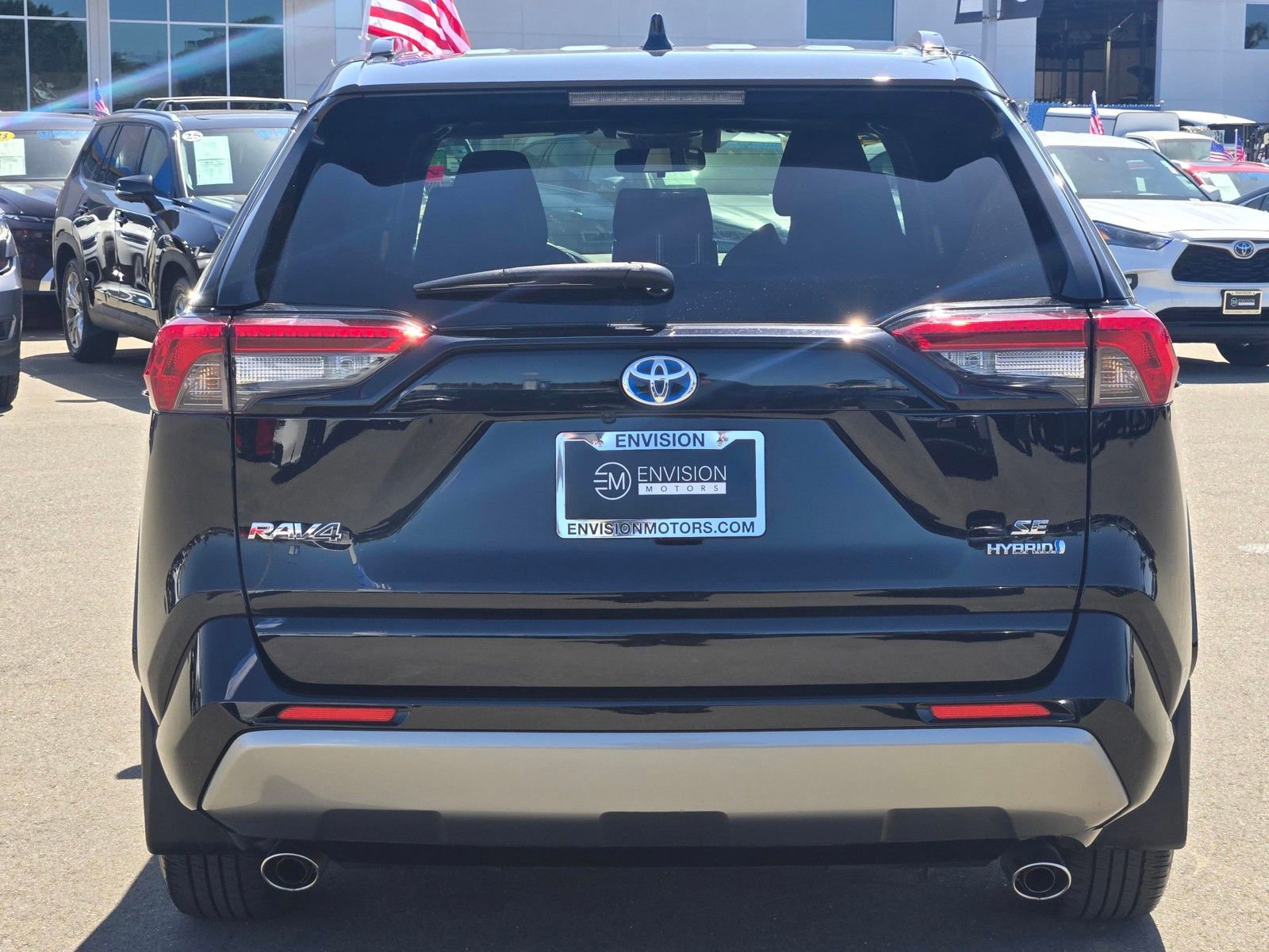 Used 2022 Toyota RAV4 SE w/ Convenience Package AWD/4WD image 6