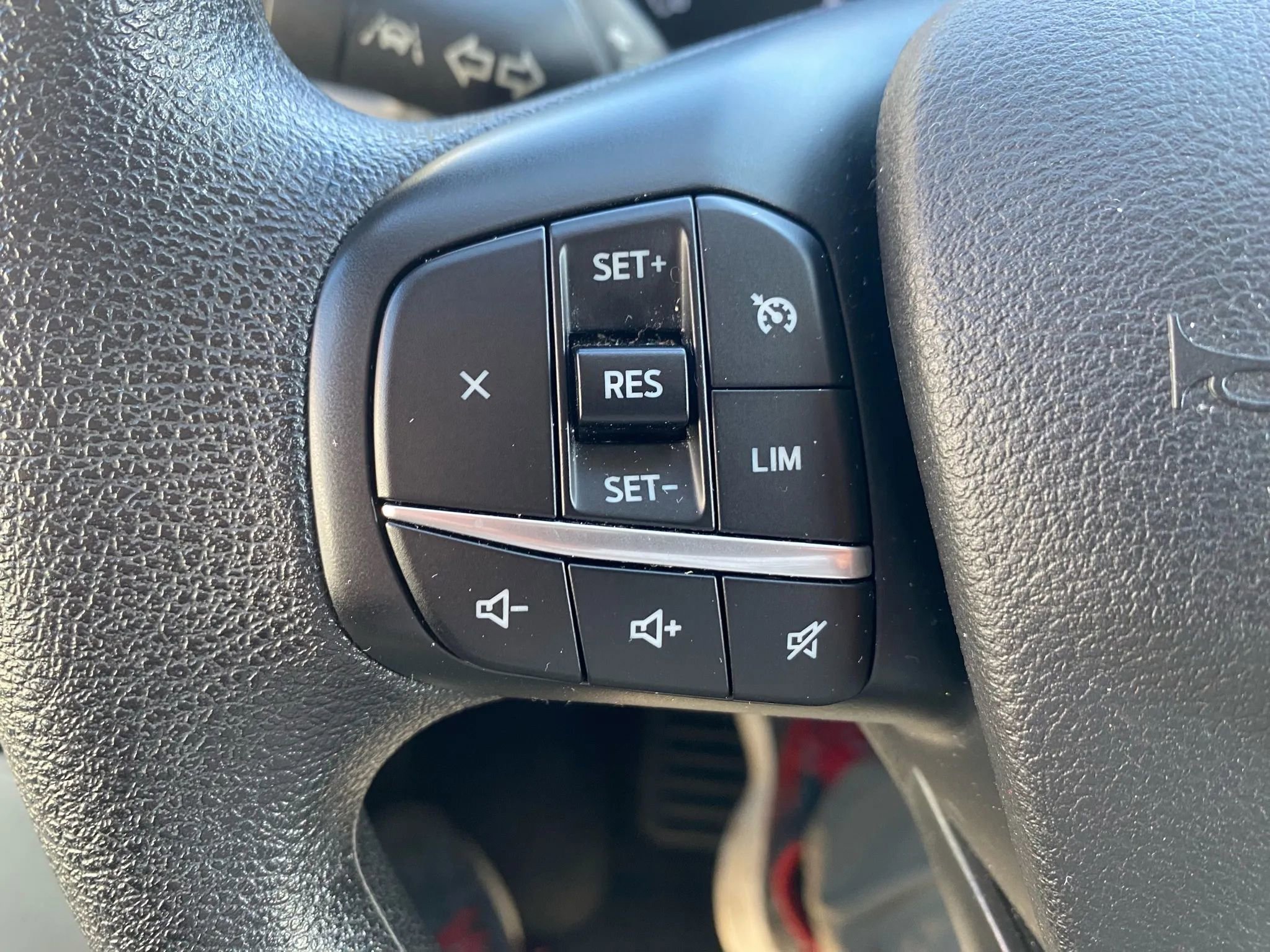 Used 2022 Ford Transit 350 XLT RWD image 16