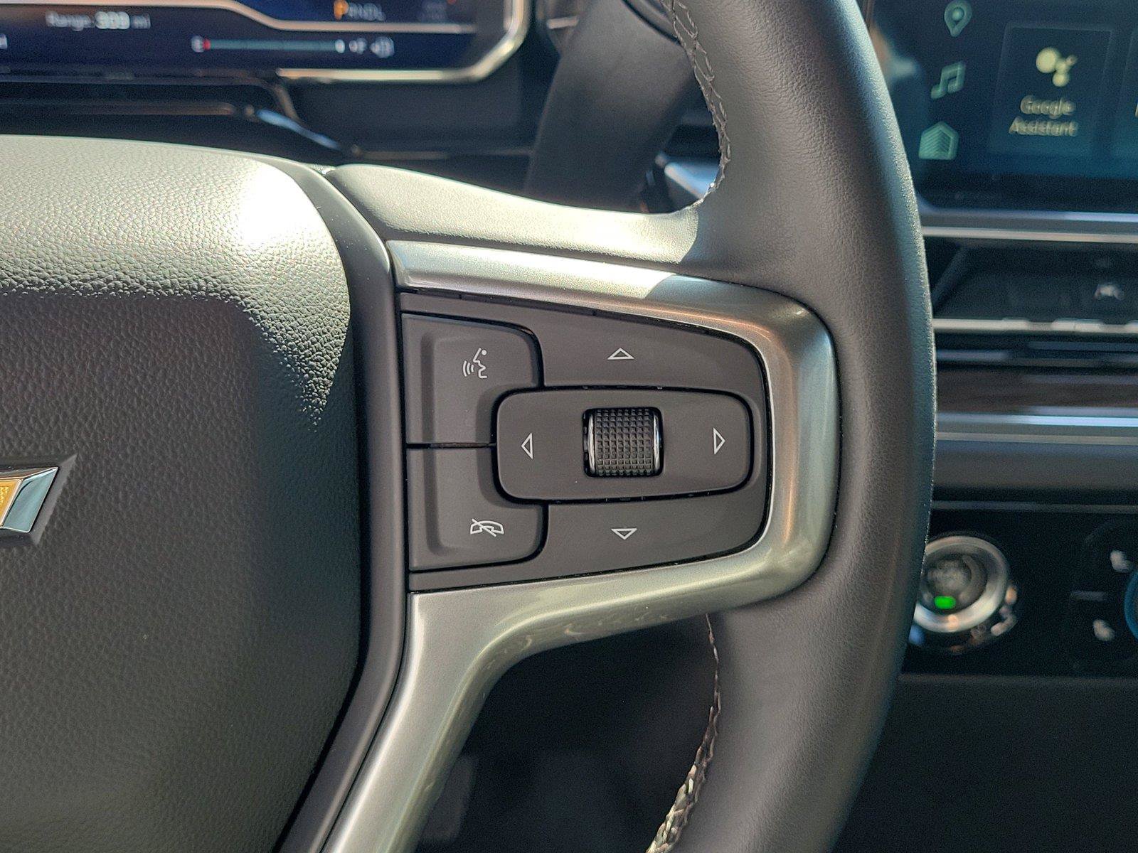 Used 2023 Chevrolet Silverado 1500 LT AWD/4WD image 23