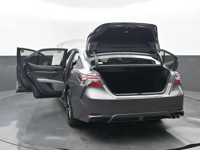Used 2024 Toyota Camry SE w/ Convenience Package FWD image 36