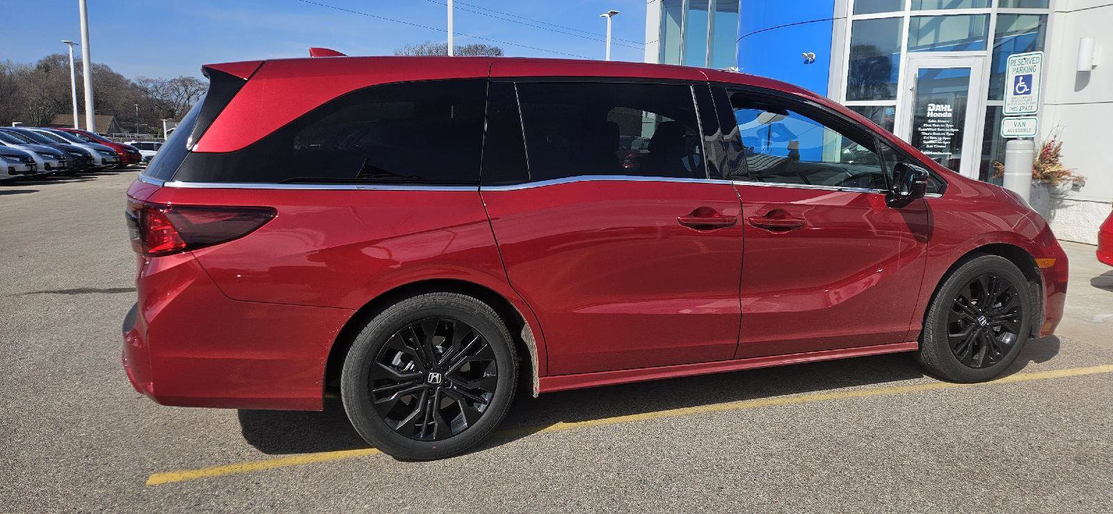 Used 2025 Honda Odyssey Sport-L image 6