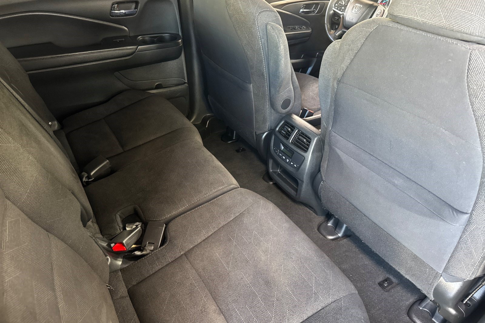 Used 2022 Honda Pilot Sport image 34