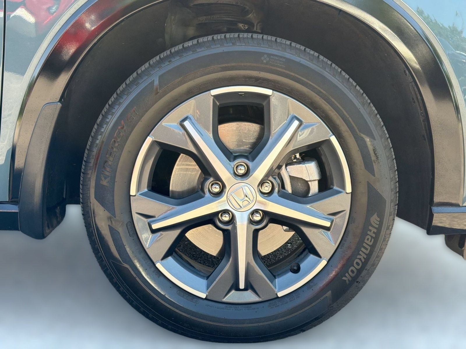 Used 2024 Honda HR-V EX-L image 12