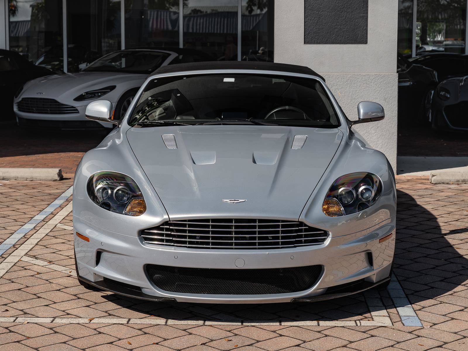Used 2010 Aston Martin DBS Volante image 30