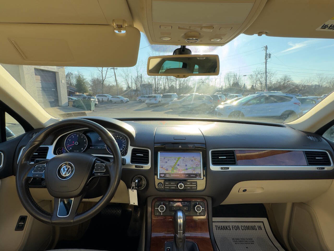 Used 2013 Volkswagen Touareg Sport image 15