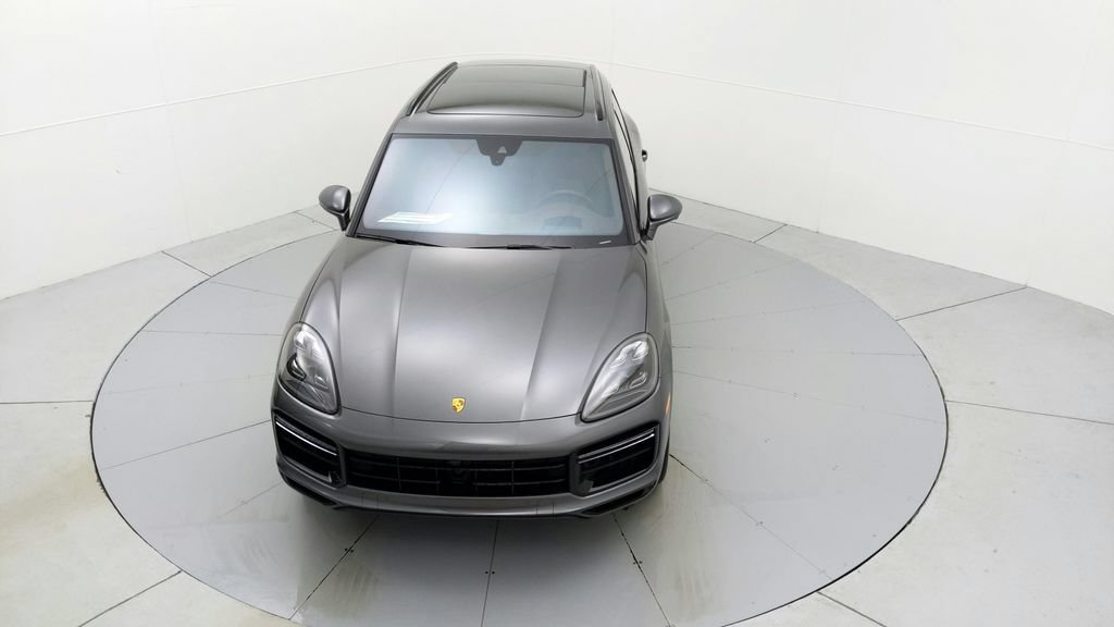 Certified 2023 Porsche Cayenne Turbo AWD/4WD image 19