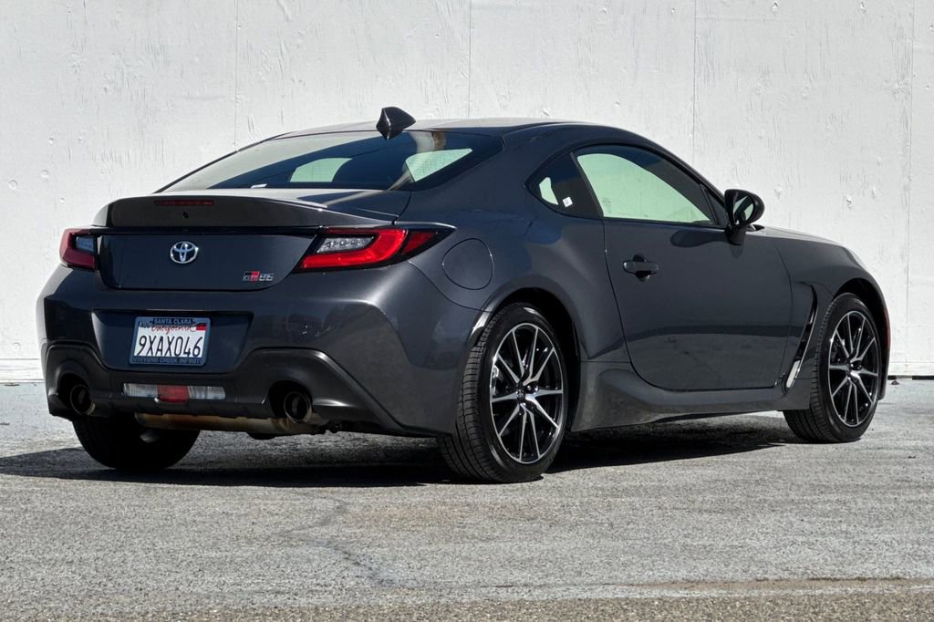 Used 2023 Toyota GR86 w/ ALL Weather Mat Package (TMS) image 3