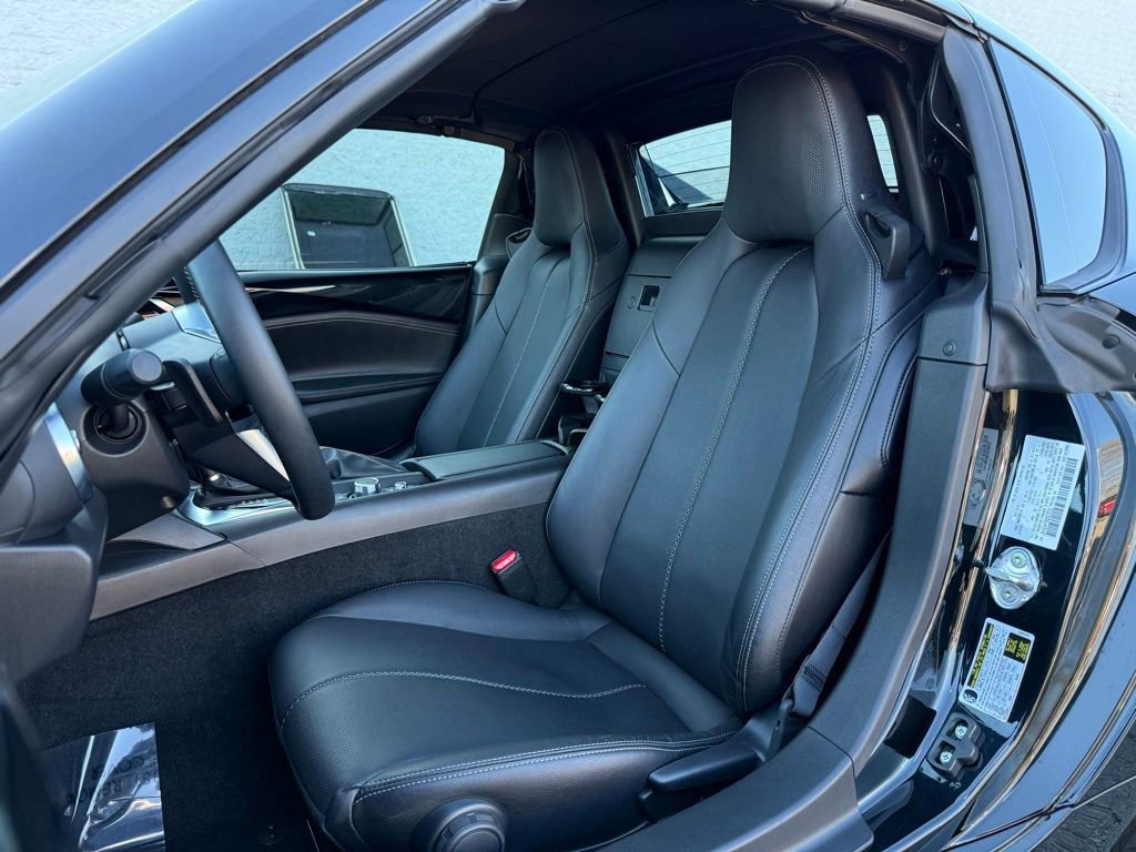 Used 2022 MAZDA MX-5 Miata RF Grand Touring image 11