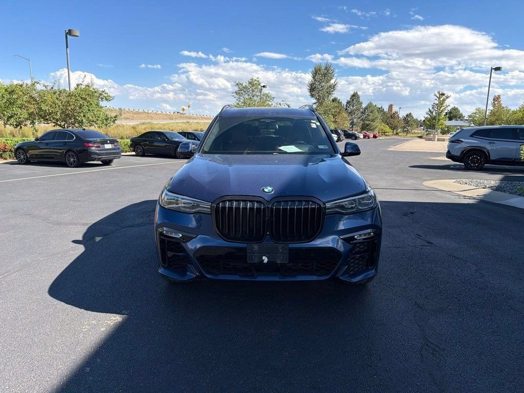 Used 2021 BMW X7 xDrive40i w/ M Sport Package AWD/4WD image 8