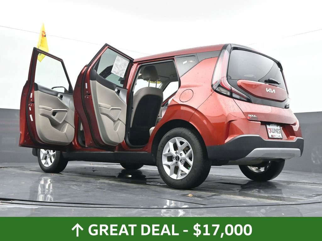 Used 2025 Kia Soul LX w/ LX Technology Package image 76