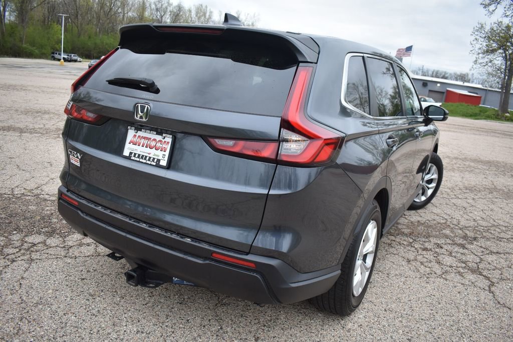 Used 2025 Honda CR-V LX image 8