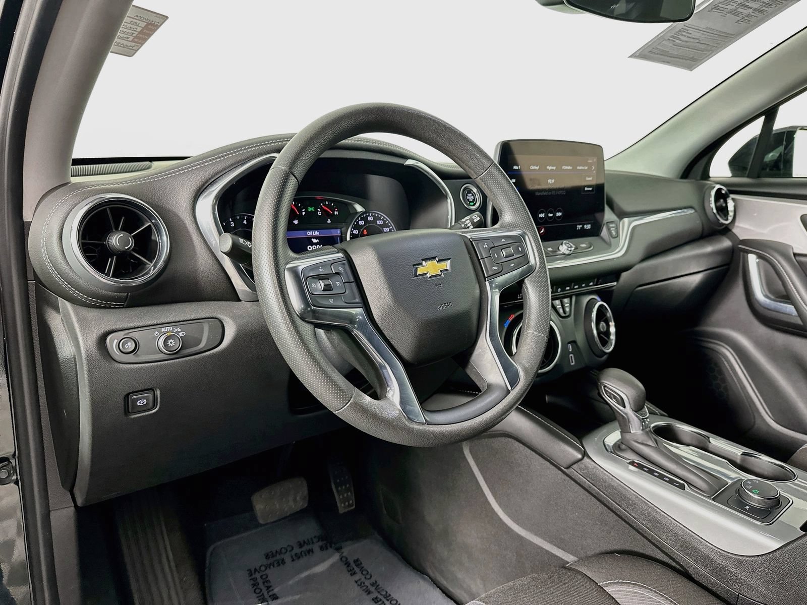 Used 2023 Chevrolet Blazer LT AWD/4WD image 10