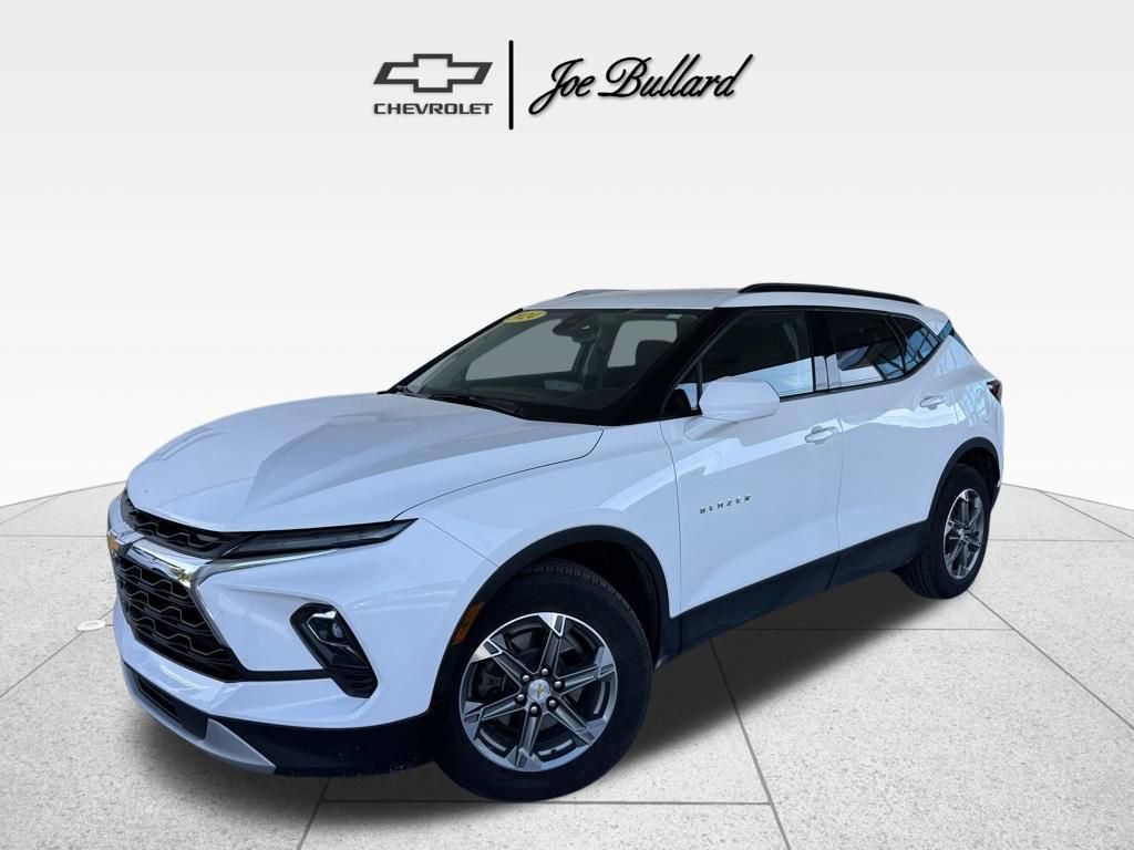 Used 2024 Chevrolet Blazer LT w/ Convenience Package FWD image 1