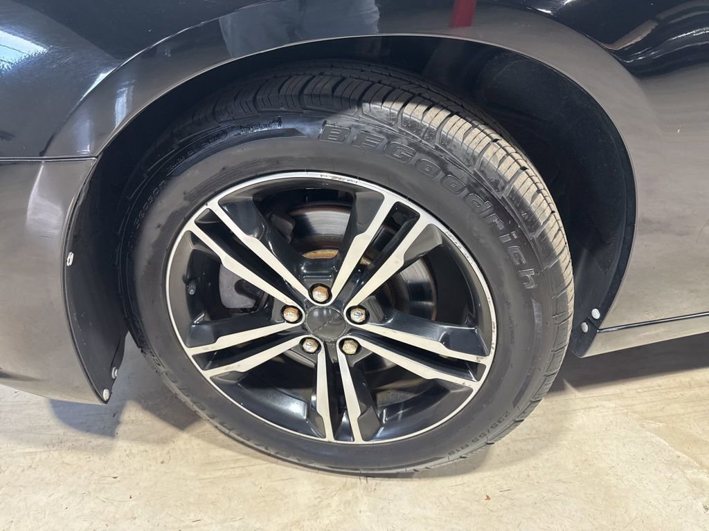 Used 2013 Dodge Charger R/T AWD/4WD image 2