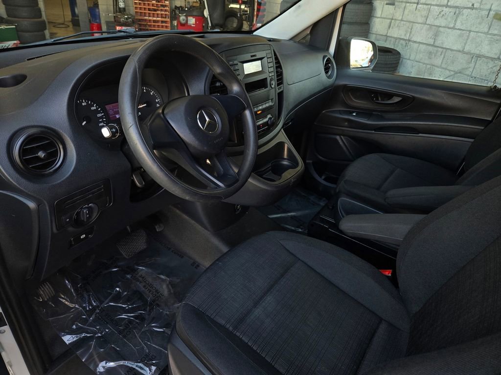 Used 2017 Mercedes-Benz Metris image 10