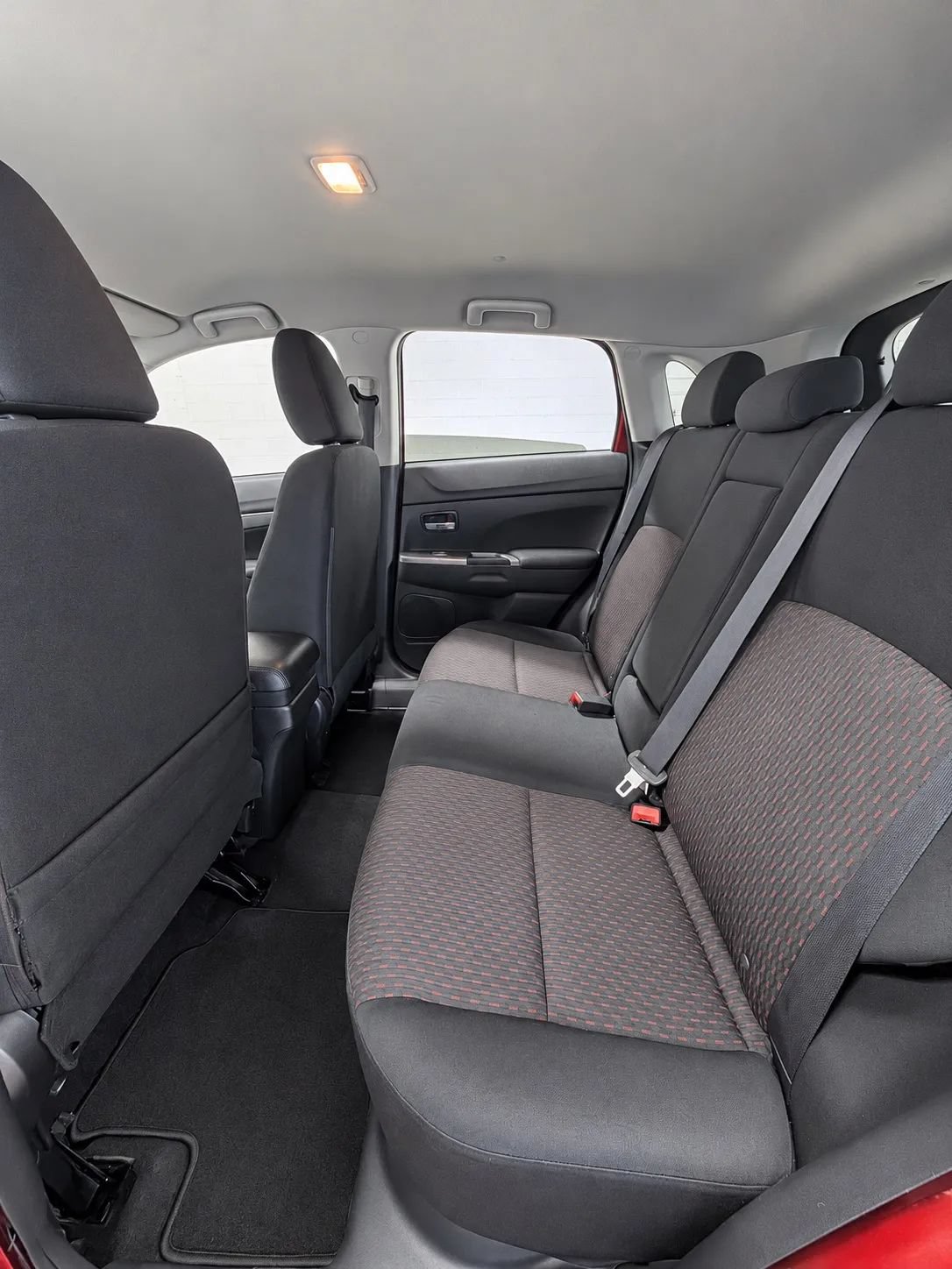 Used 2019 Mitsubishi Outlander Sport SE AWD/4WD image 26