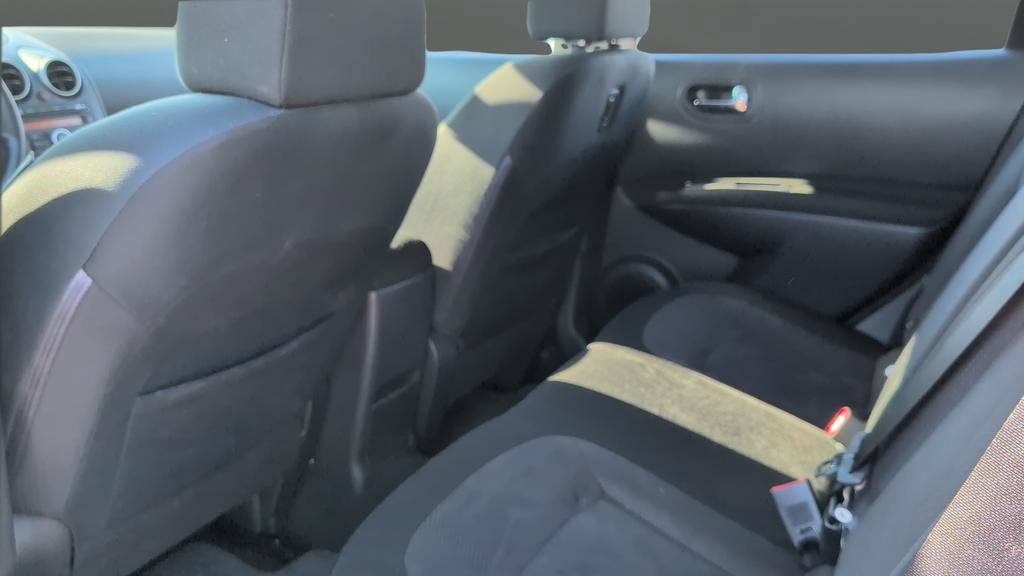 Used 2012 Nissan Rogue S FWD image 18