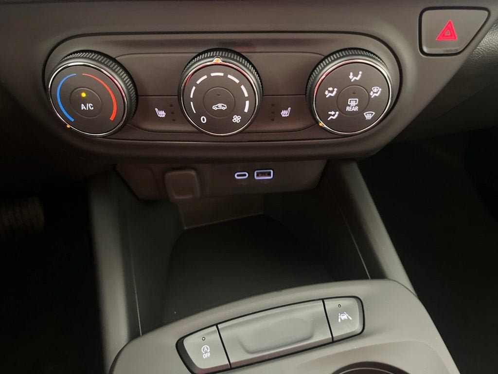 New 2026 Chevrolet Trax LS w/ LS Convenience Package FWD image 22